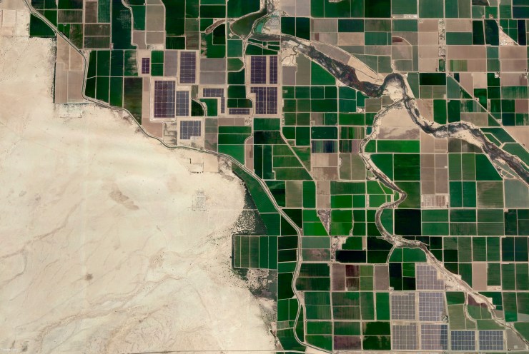 Ag at the edge of the desert